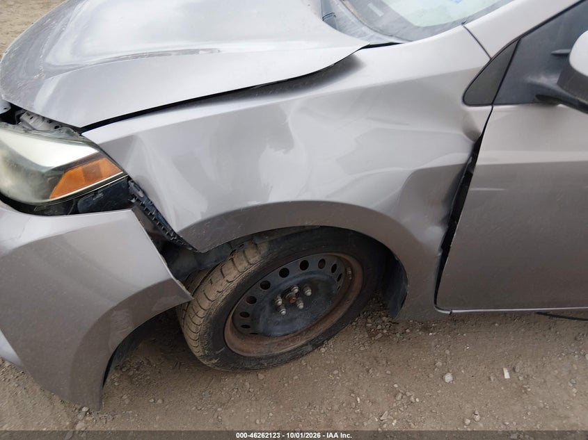 2015 TOYOTA COROLLA LE · Фото 18