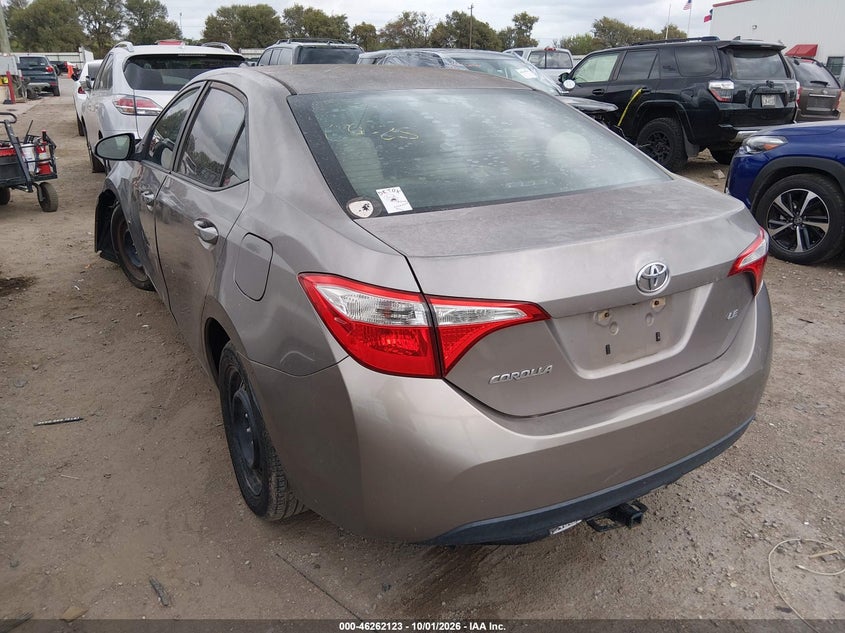 2015 TOYOTA COROLLA LE · Фото 3