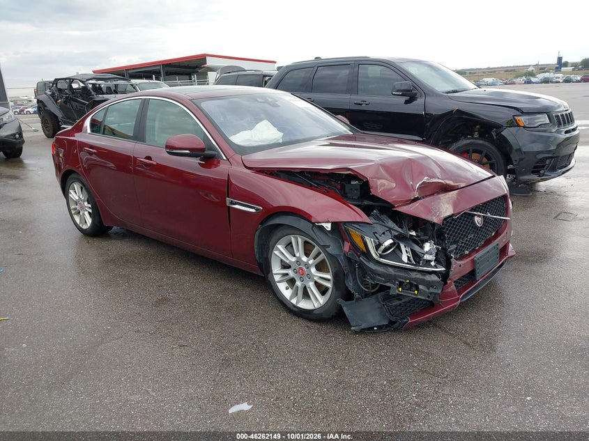 2017 JAGUAR XE 25T PREMIUM