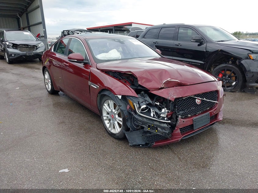 JAGUAR XE - zdjęcie 6