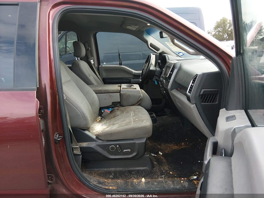 2015 FORD F-150 XLT · Фото 5