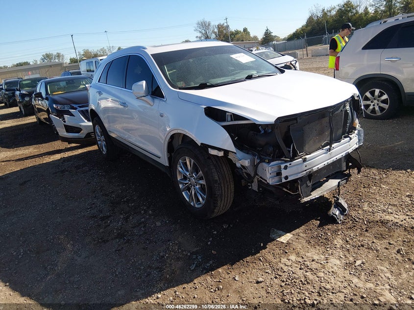 CADILLAC XT5 - zdjęcie 1