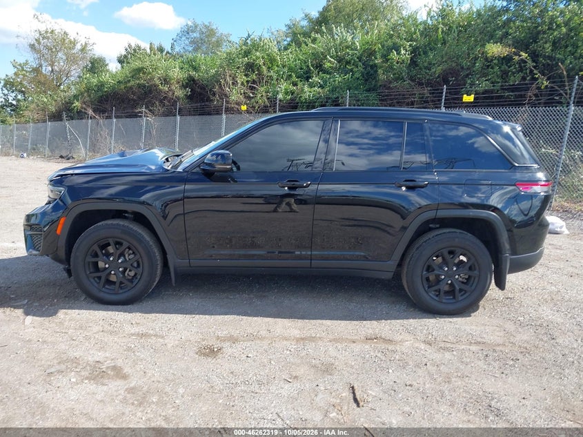 JEEP GRAND CHEROKEE - zdjęcie 15