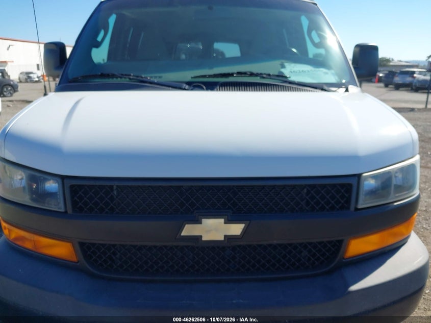 2019 CHEVROLET EXPRESS 3500 LS · Фото 6