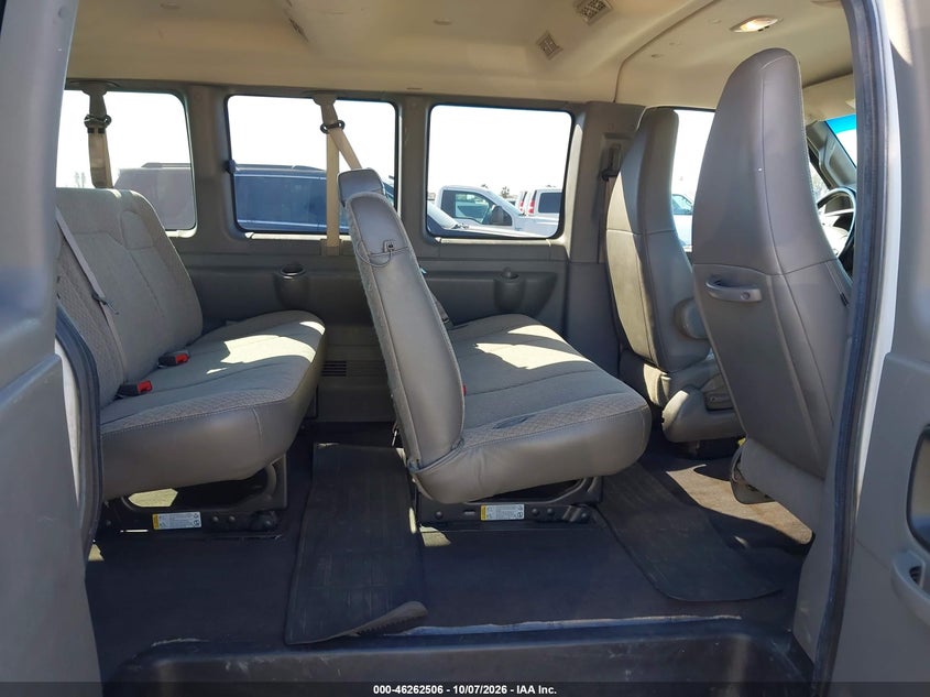 2019 CHEVROLET EXPRESS 3500 LS · Фото 8