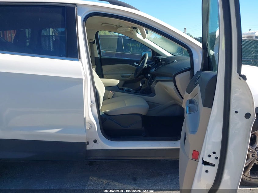 2017 FORD ESCAPE SE · Фото 5