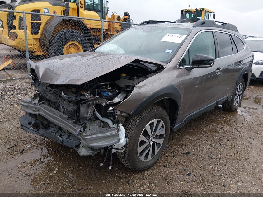 2024 SUBARU OUTBACK PREMIUM · Photo 2