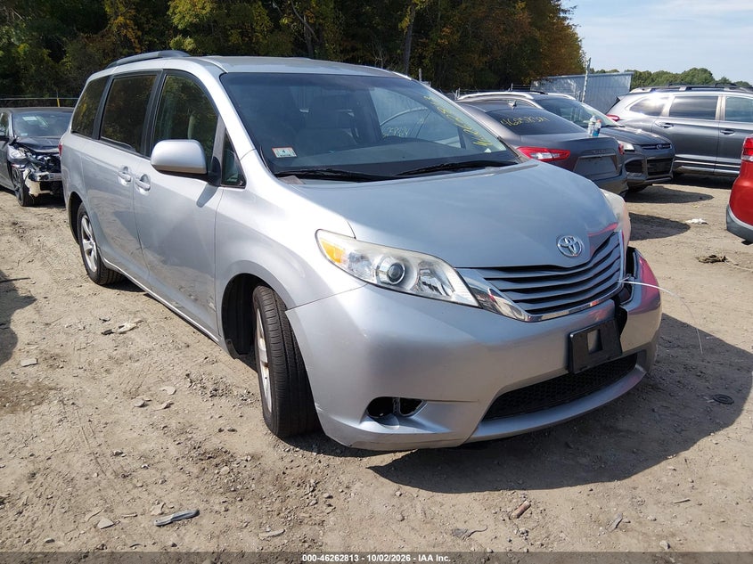 Vin: 5tdkk3dc0fs540544, lot: 46762882, toyota sienna le 8 passenger 2015 img_1