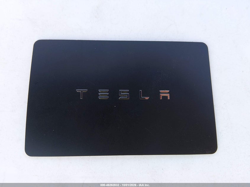 TESLA MODEL 3 - zdjęcie 11