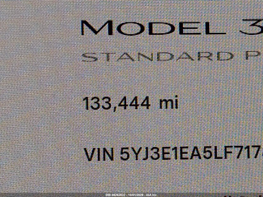 TESLA MODEL 3 - zdjęcie 15