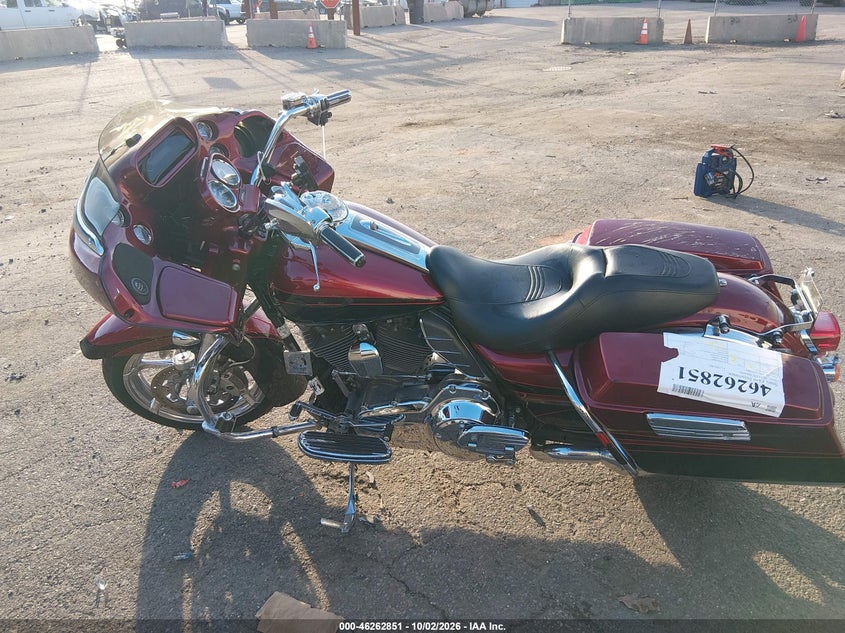 HARLEY-DAVIDSON FLTRUSE 2011