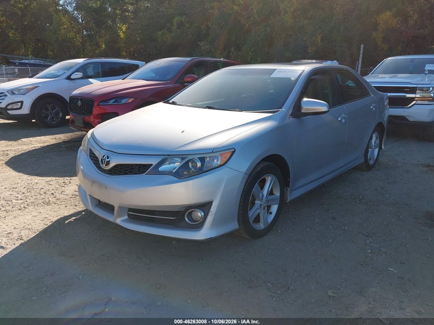 Vin: 4t1bf1fk8cu137279, lot: 46763077, toyota camry se 20122