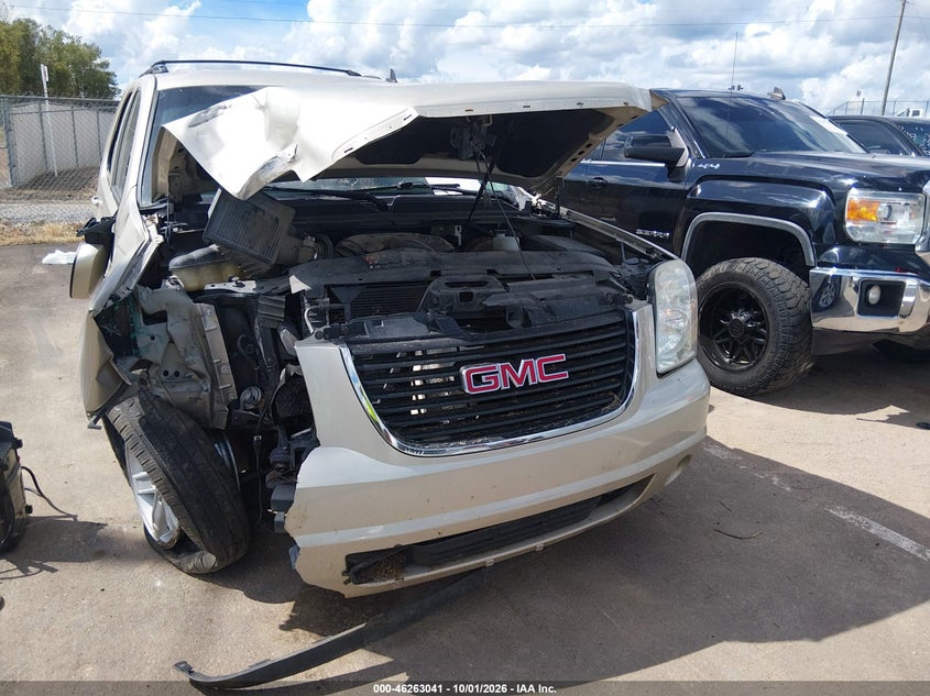 2013 GMC YUKON SLE · Фото 6