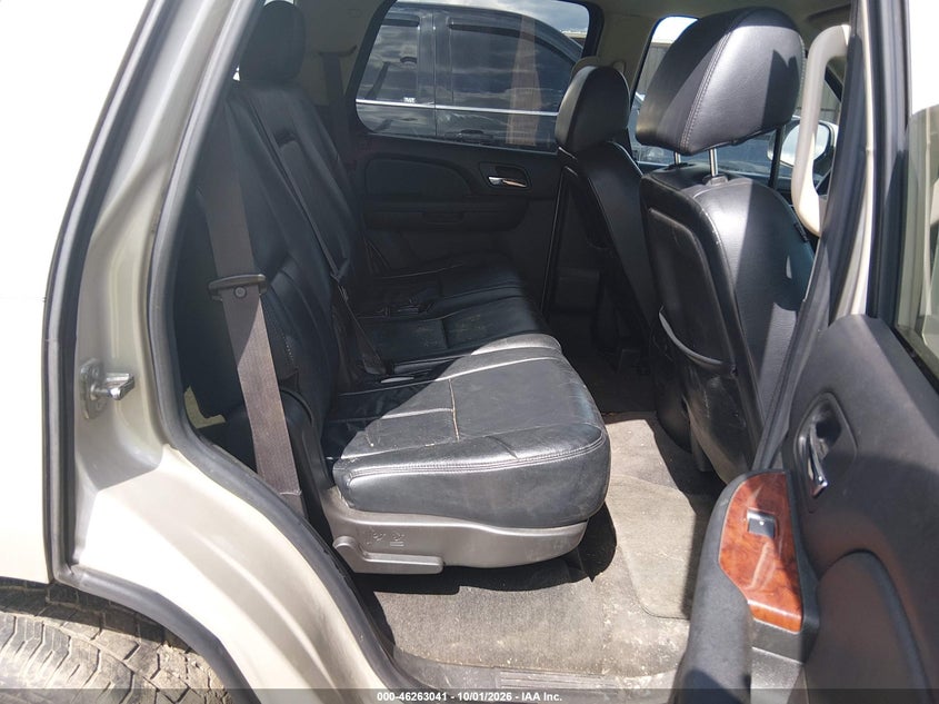 2013 GMC YUKON SLE · Фото 8