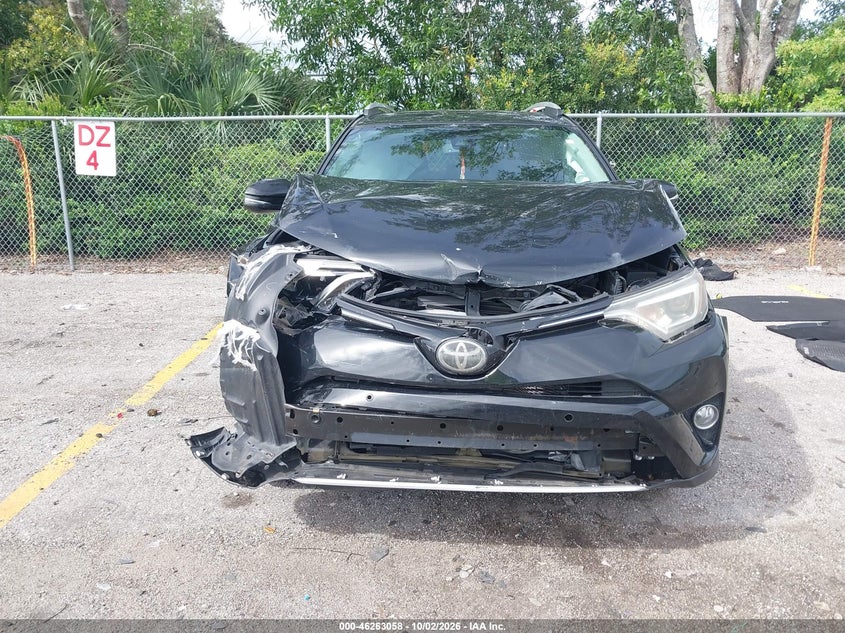 TOYOTA RAV4 - zdjęcie 12