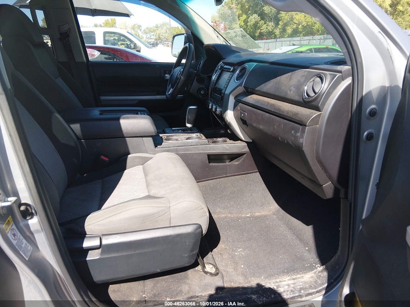 TOYOTA TUNDRA - zdjęcie 5