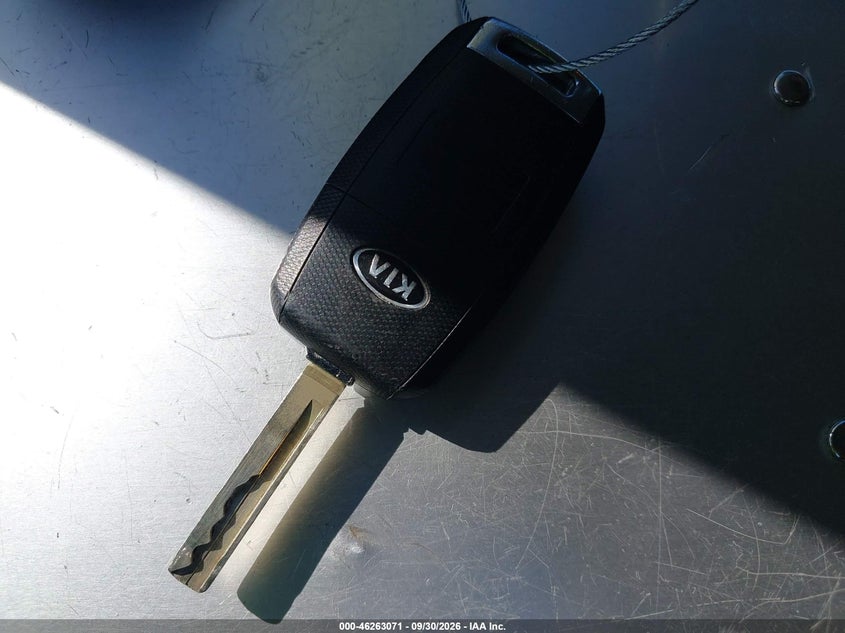 2016 KIA SORENTO 2.4L LX · Фото 11