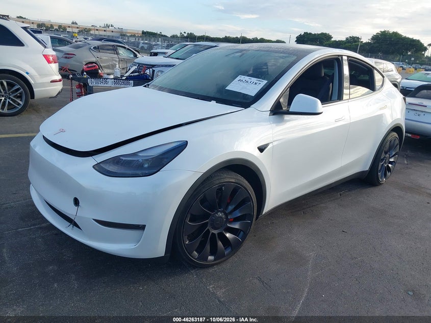 Vin: 7saygdef5sa370416, lot: 46763256, tesla model y performance dual motor all-wheel drive 20252