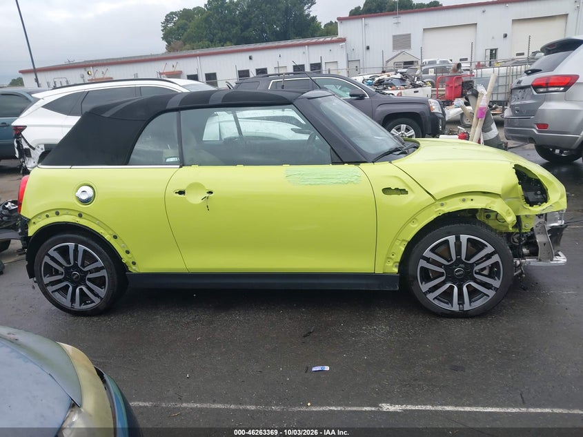 2024 MINI CONVERTIBLE COOPER S · Фото 14