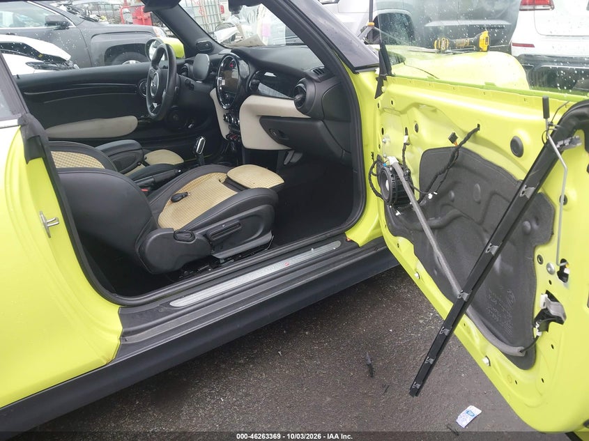2024 MINI CONVERTIBLE COOPER S · Фото 5