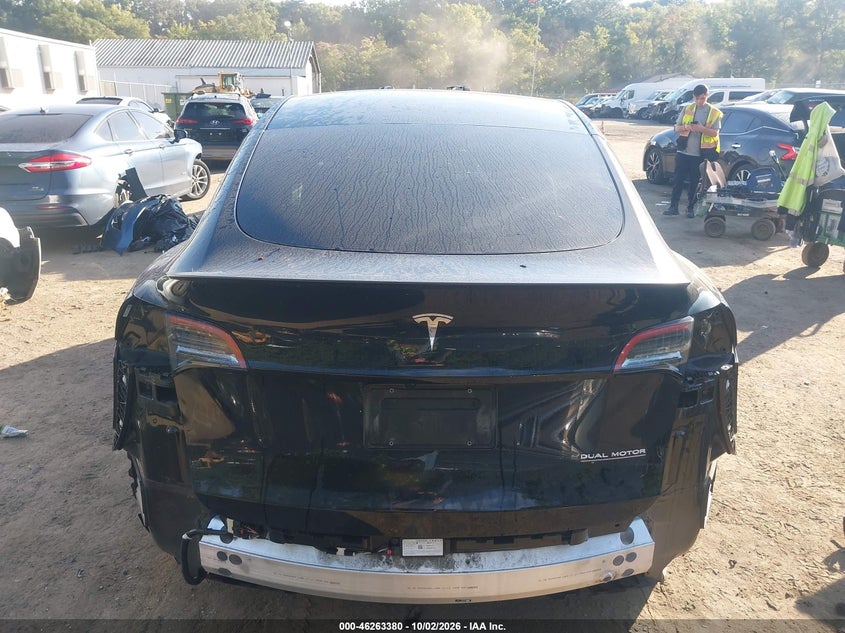 TESLA MODEL Y - zdjęcie 16