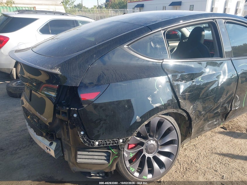 TESLA MODEL Y - zdjęcie 19