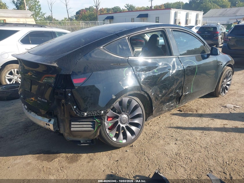 TESLA MODEL Y - zdjęcie 4