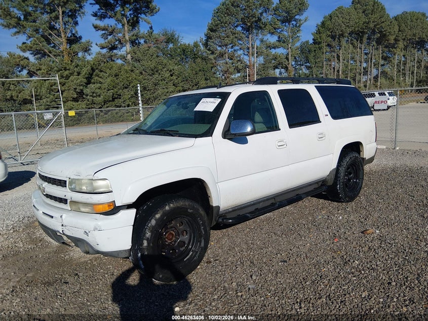 2006 Chevrolet Suburban 1500 Z71, Normal Wear & Tear, IAAI, VIN 3GNEC16Z16G115940 — photo 2