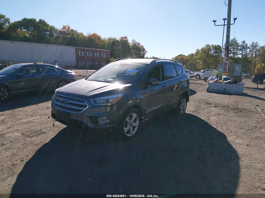 Vin: 1fmcu9jd9huc82209, lot: 46763720, ford escape titanium 20172