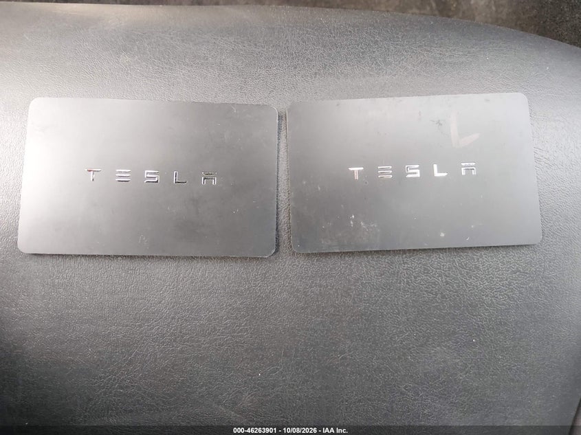 TESLA MODEL 3 - zdjęcie 11