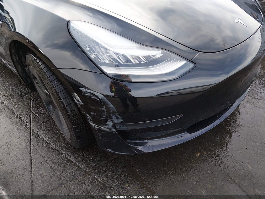 TESLA MODEL 3 - zdjęcie 20