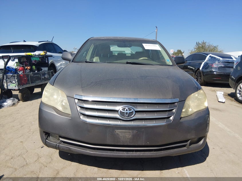 2005 TOYOTA AVALON auction photo 6