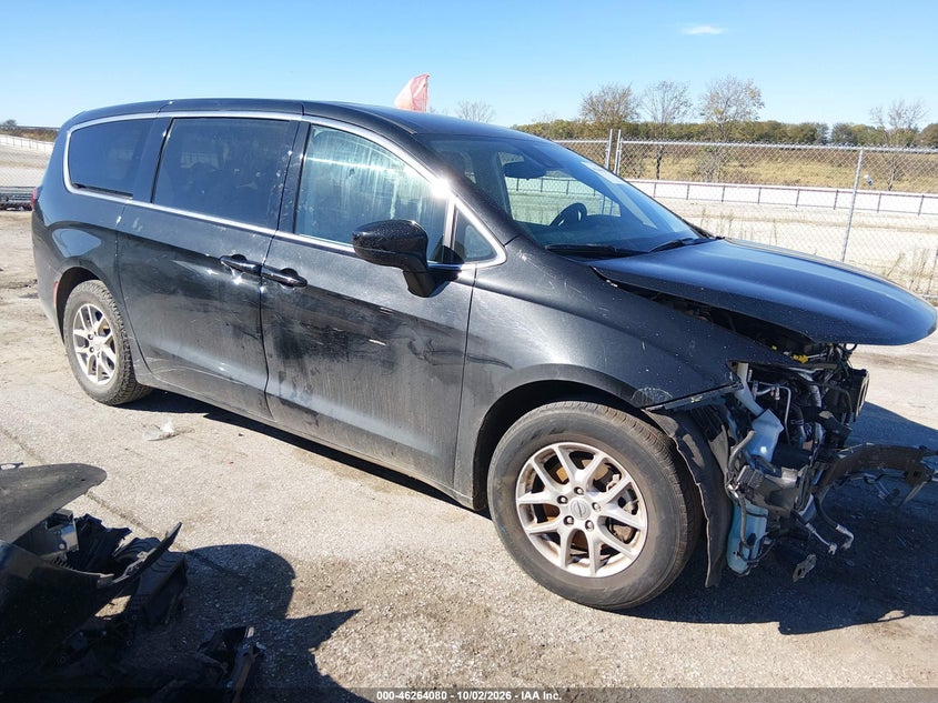 Vin: 2c4rc1cg7pr567271, lot: 46764159, chrysler voyager lx 20231