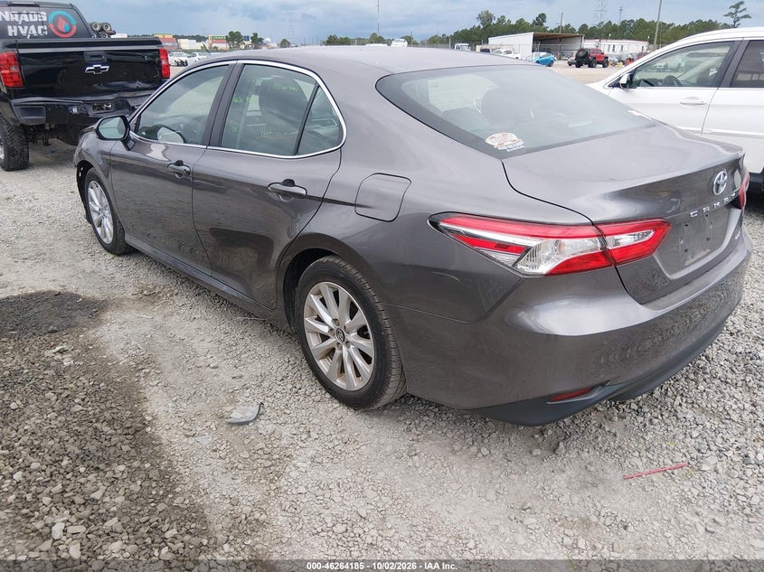 TOYOTA CAMRY - zdjęcie 3