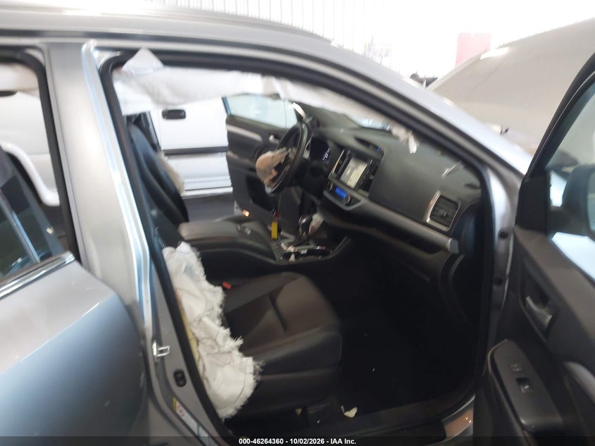 TOYOTA HIGHLANDER - zdjęcie 5