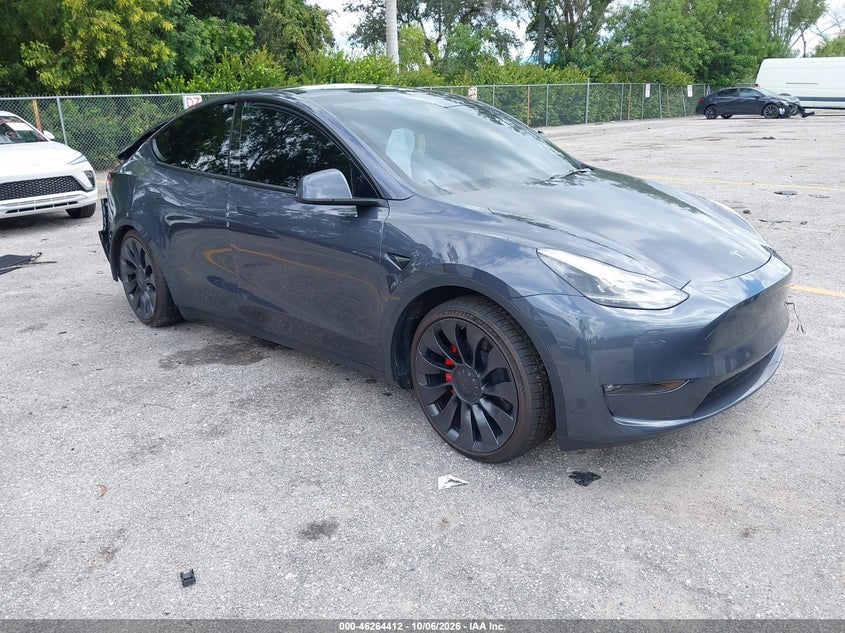 Vin: 7saygdef0pf927775, lot: 46764491, tesla model y performance dual motor all-wheel drive 2023 img_1