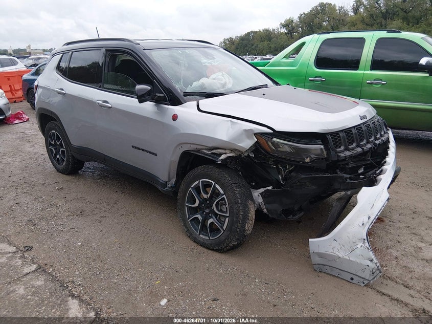 Vin: 3c4njddn3st593729, lot: 46764780, jeep compass trailhawk 4x4 2025 img_1
