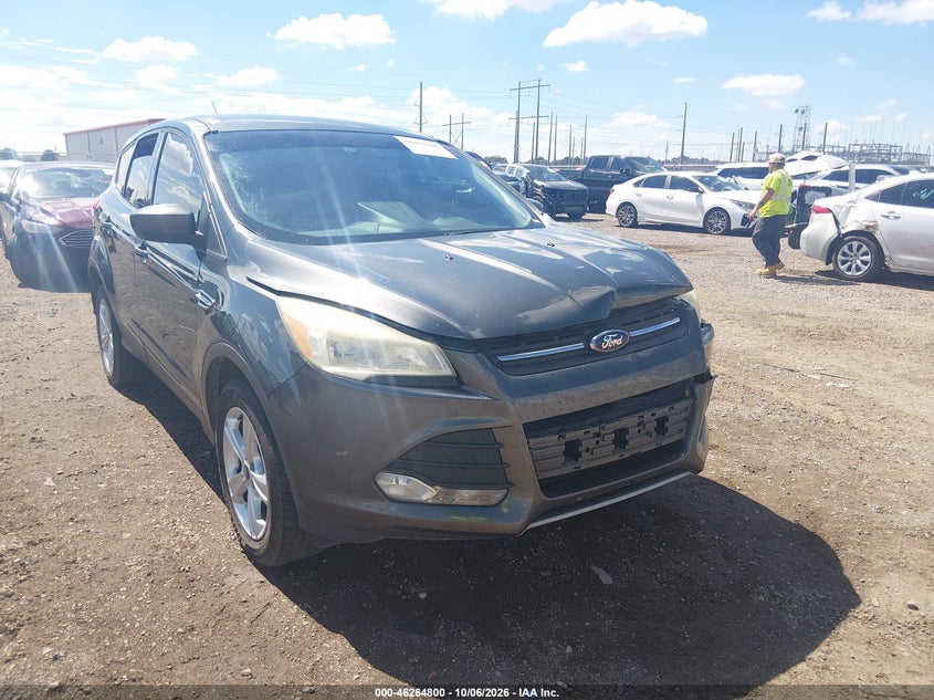 Vin: 1fmcu0g7xguc19650, lot: 46764879, ford escape se 20161