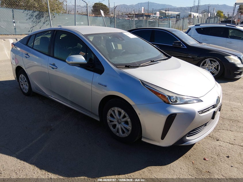 2020 TOYOTA PRIUS LE