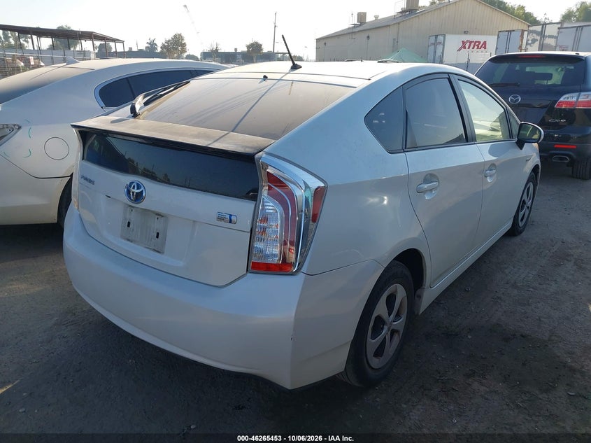 TOYOTA PRIUS - zdjęcie 4