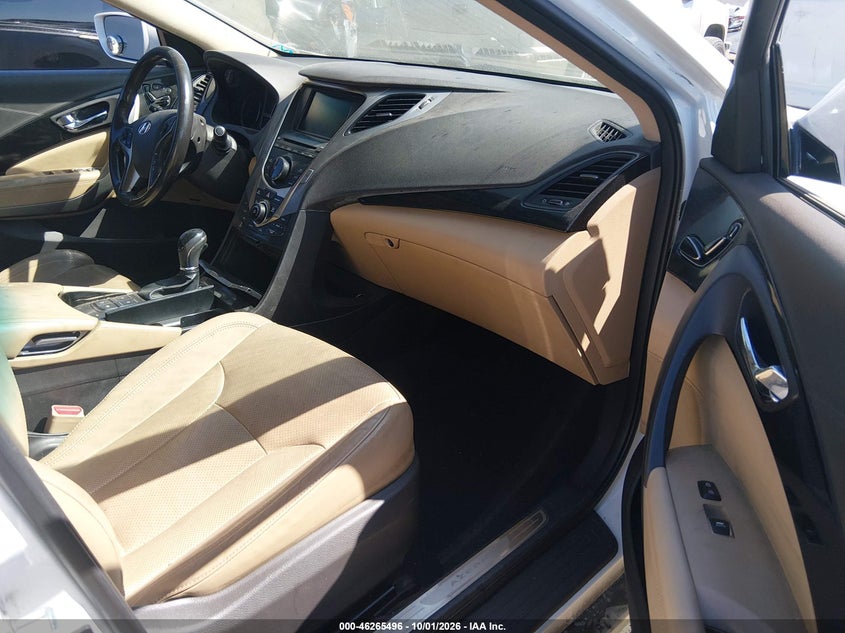 2013 HYUNDAI AZERA auction photo 5