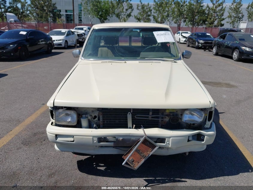 TOYOTA PICKUP 1985 VIN JT4RN56D3F5039581