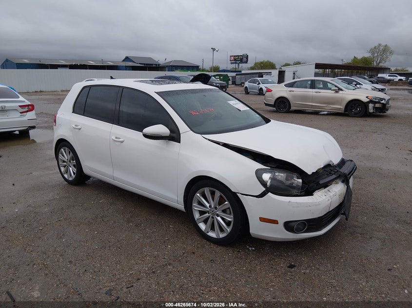 2013 VOLKSWAGEN GOLF 2.0L TDI 4-DOOR