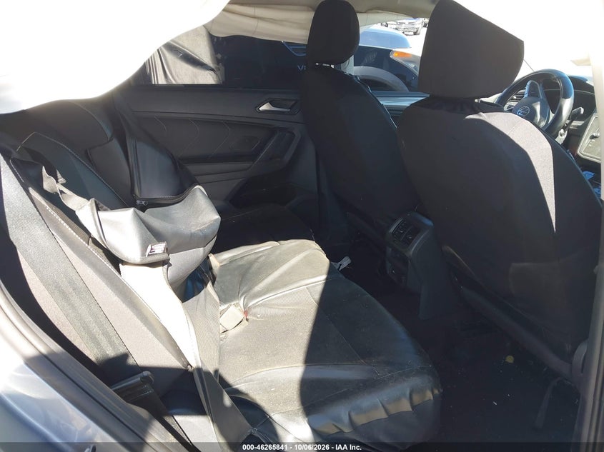 2024 VOLKSWAGEN TIGUAN 2.0T SE/2.0T WOLFSBURG EDITION · Фото 8