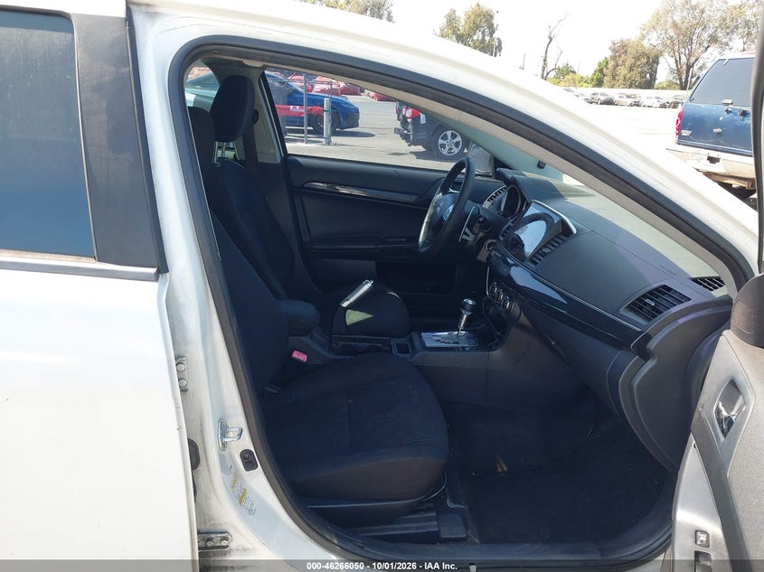 2012 MITSUBISHI LANCER GT · Фото 5