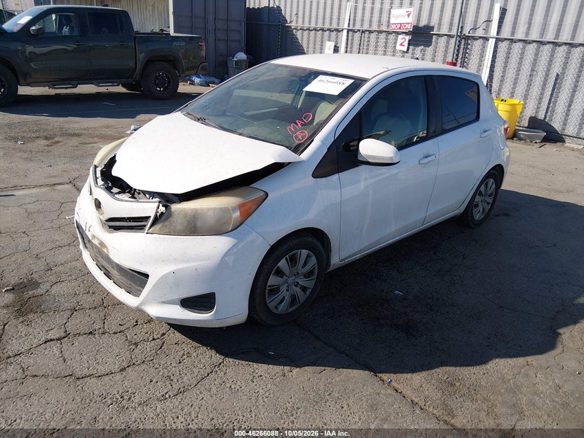 Vin: jtdktud3xdd559128, lot: 46766167, toyota yaris l 20132