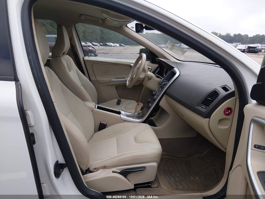 VOLVO XC60 2012 VIN YV4952DLXC2263403