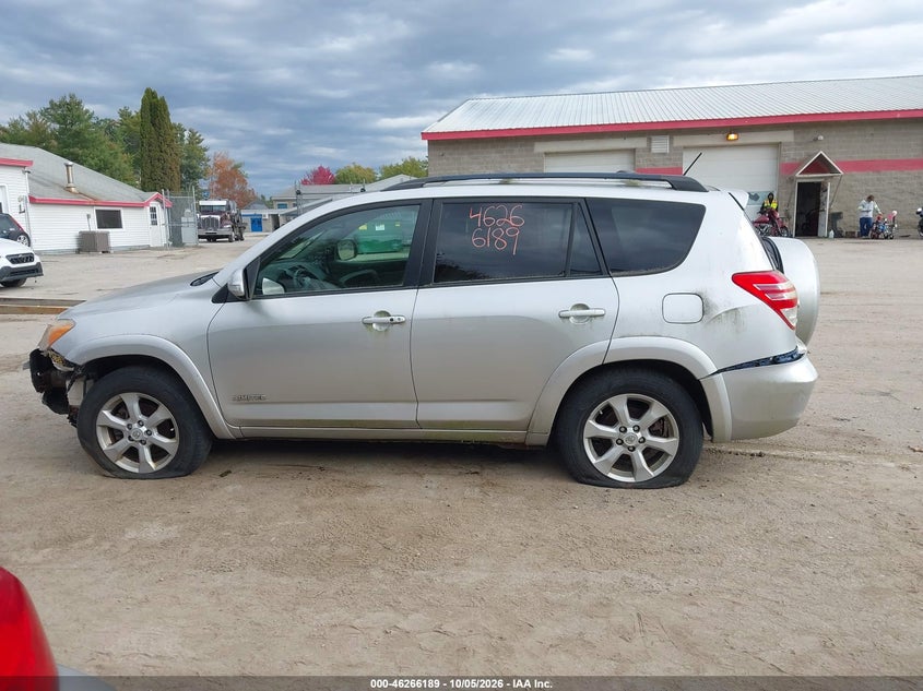 2011 TOYOTA RAV4 LIMITED V6 · Фото 14