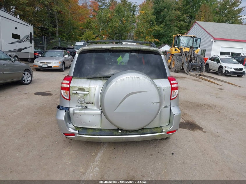 2011 TOYOTA RAV4 LIMITED V6 · Фото 16