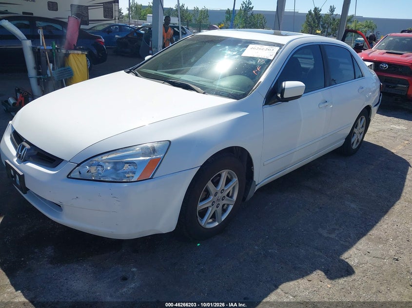 2004 Honda Accord 3.0 Ex, Rear, IAAI, VIN 1HGCM66804A100781 — photo 2